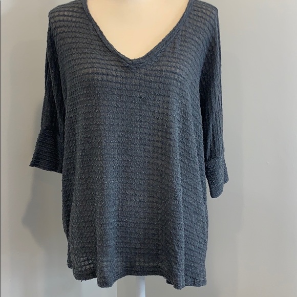 Michael Lauren V-Neck Waffle Top - Picture 2 of 3